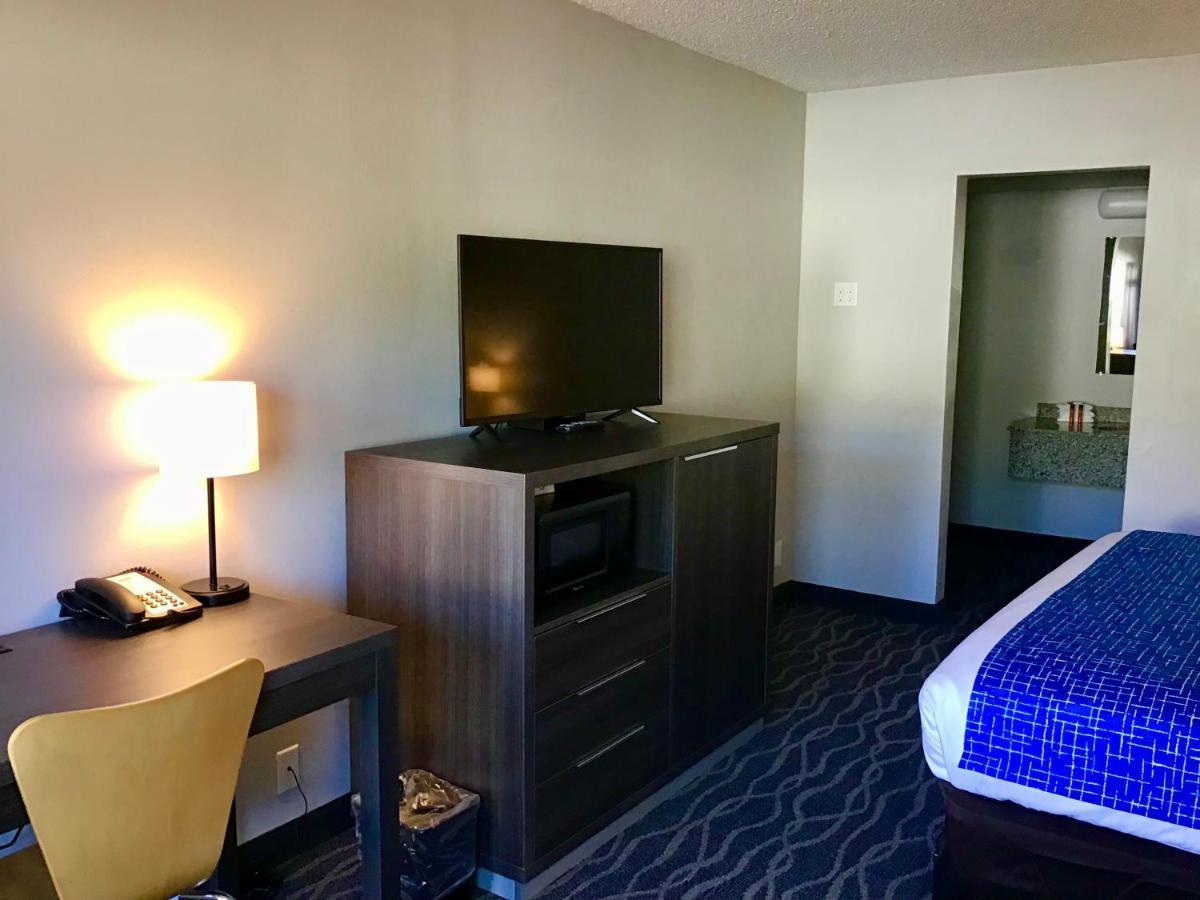 Travelodge Inn & Suites By Wyndham Missoula University Park Exteriér fotografie
