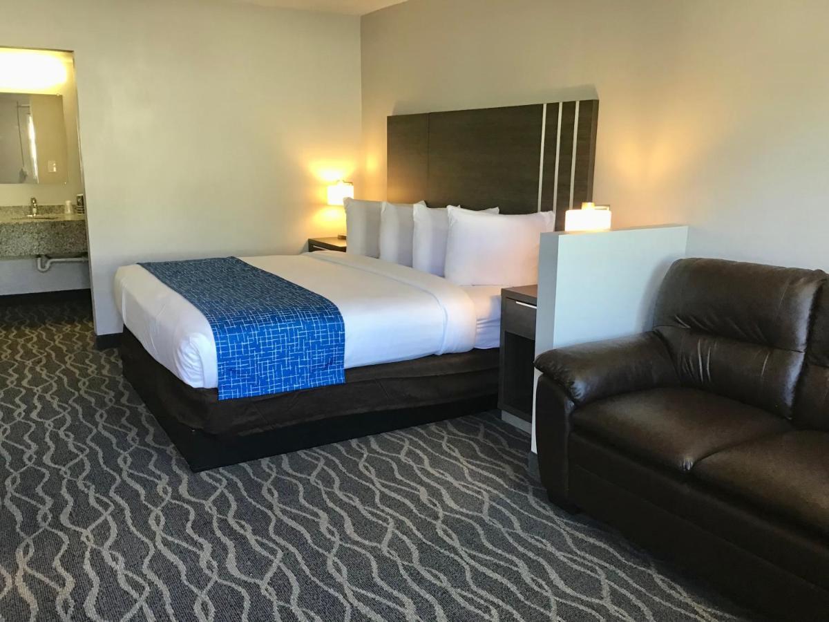 Travelodge Inn & Suites By Wyndham Missoula University Park Exteriér fotografie
