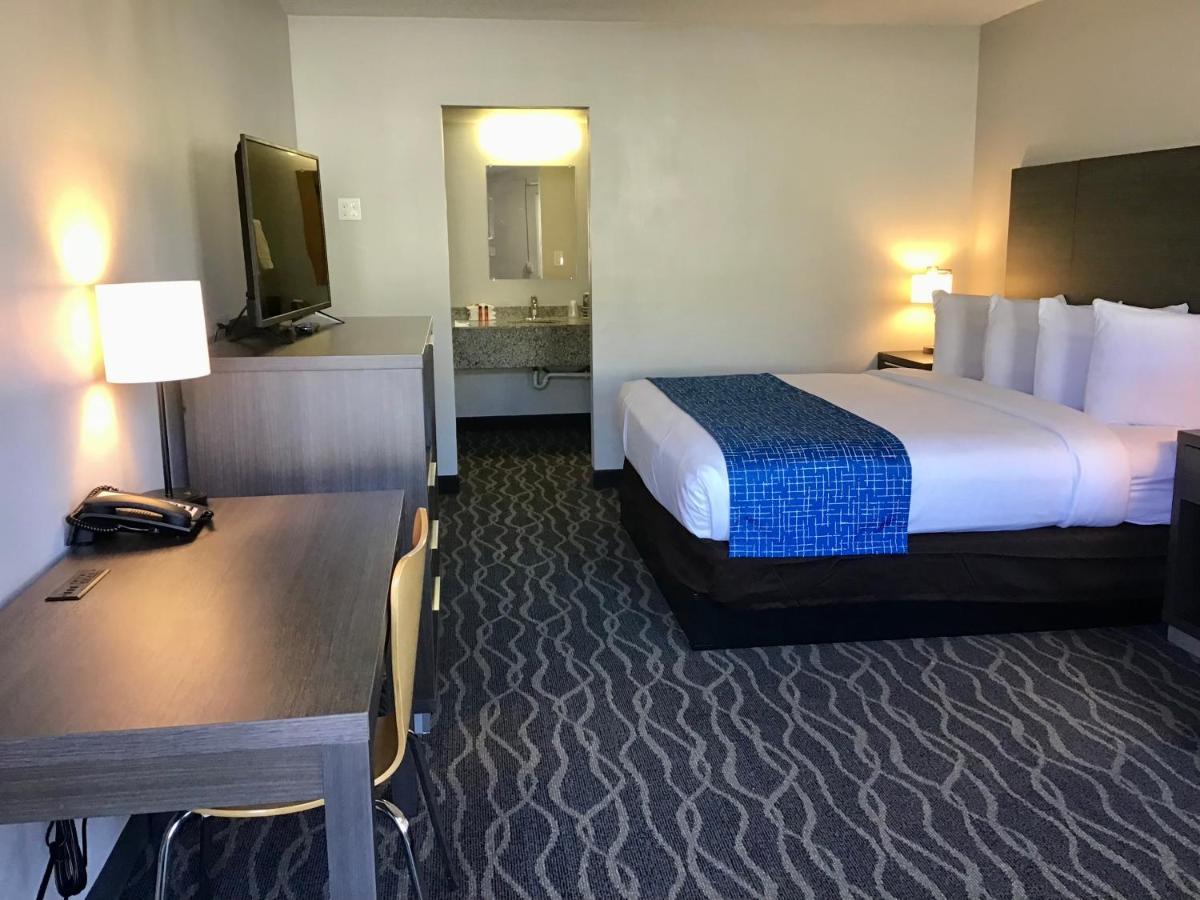 Travelodge Inn & Suites By Wyndham Missoula University Park Exteriér fotografie